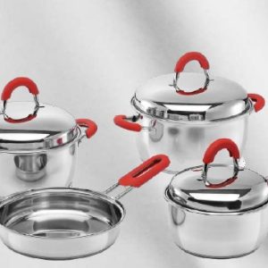 SET COLOUR UNIVERSAL (ROJO)(CACEROLA 18 CM, CACEROLA 22CM, CACEROLA 24 CM, SARTEN 22CM,JARRO 1,1 LTS)