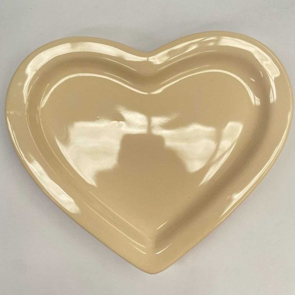 BANDEJA CORAZON 20CM CREMA
